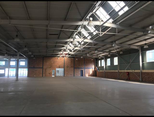 2,316M² WAREHOUSE TO LET IN ROOIHUISKRAAL